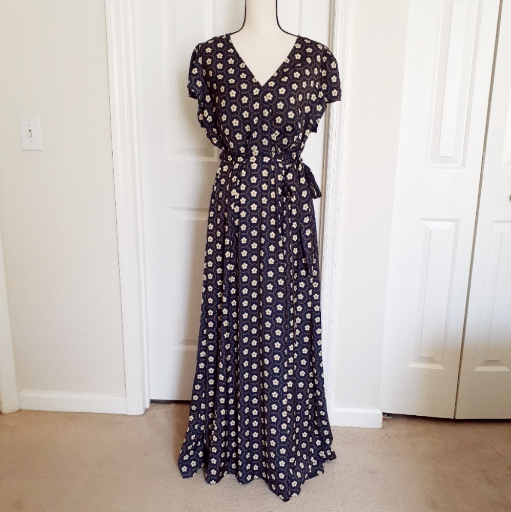 Modcloth Navy Floral Print Maxi Dress